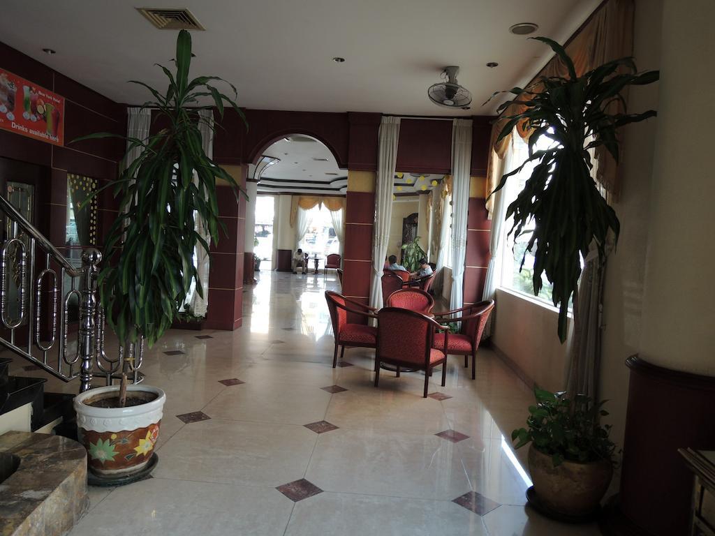 New York Hotel Phnom Penh Eksteriør billede