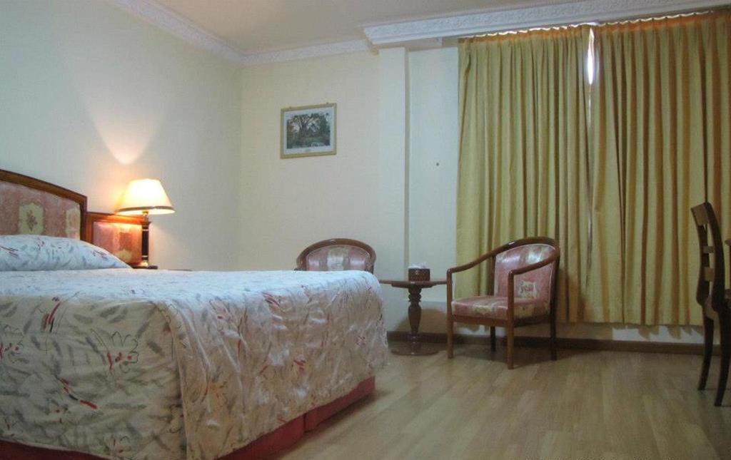 New York Hotel Phnom Penh Eksteriør billede