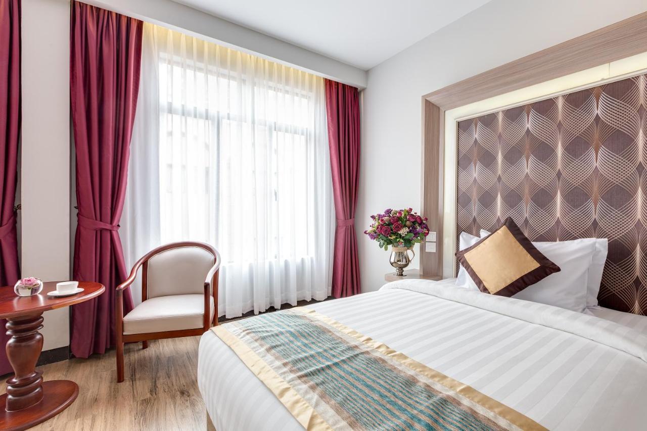 New York Hotel Phnom Penh Eksteriør billede