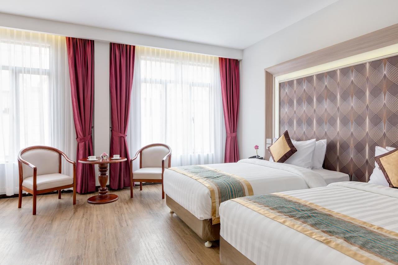 New York Hotel Phnom Penh Eksteriør billede