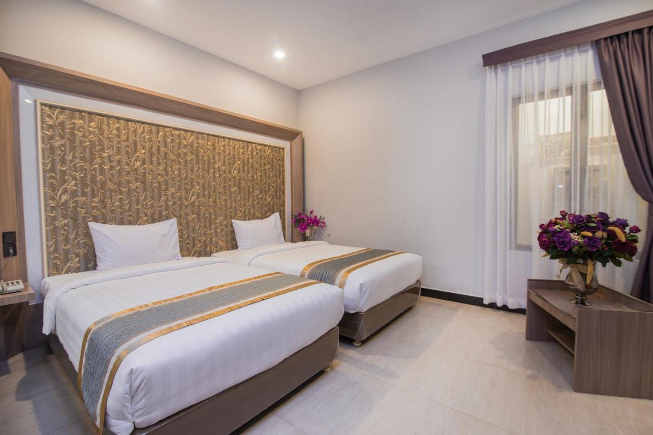 New York Hotel Phnom Penh Eksteriør billede