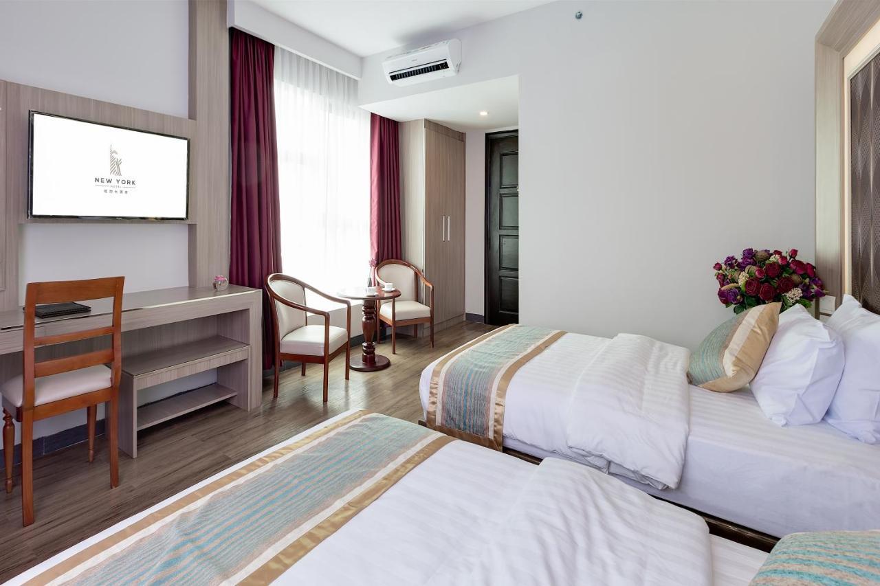 New York Hotel Phnom Penh Eksteriør billede