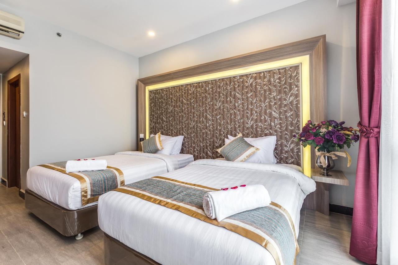 New York Hotel Phnom Penh Eksteriør billede