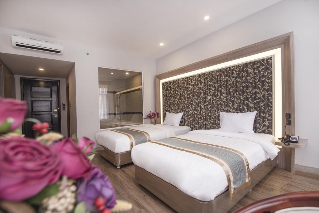 New York Hotel Phnom Penh Eksteriør billede